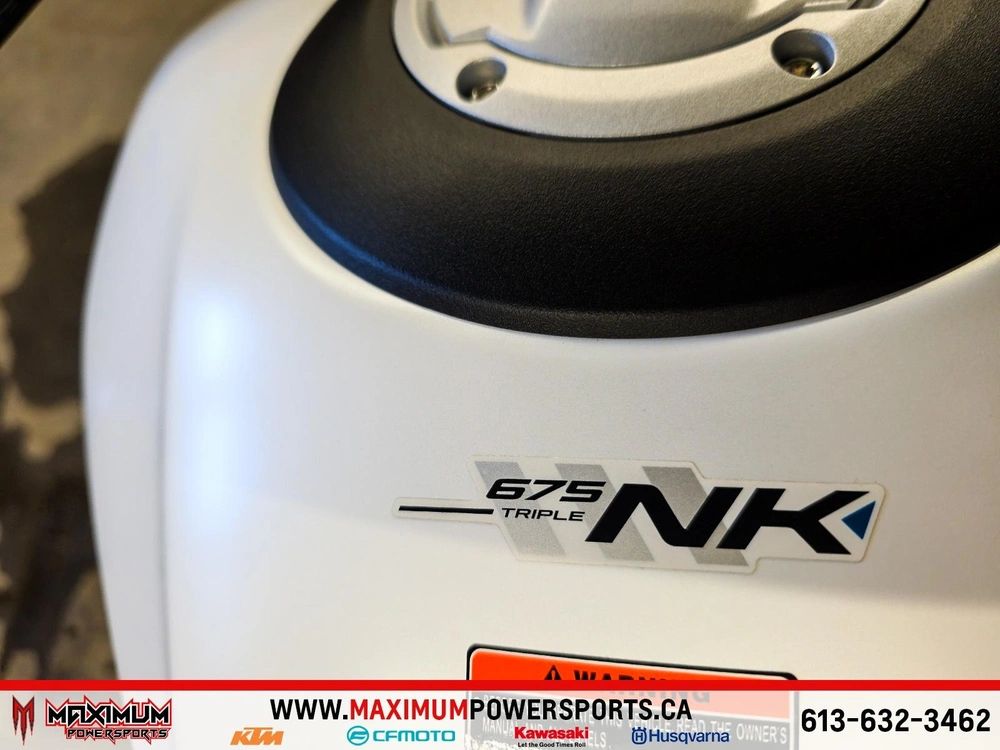 2026 Cfmoto 675nk alt