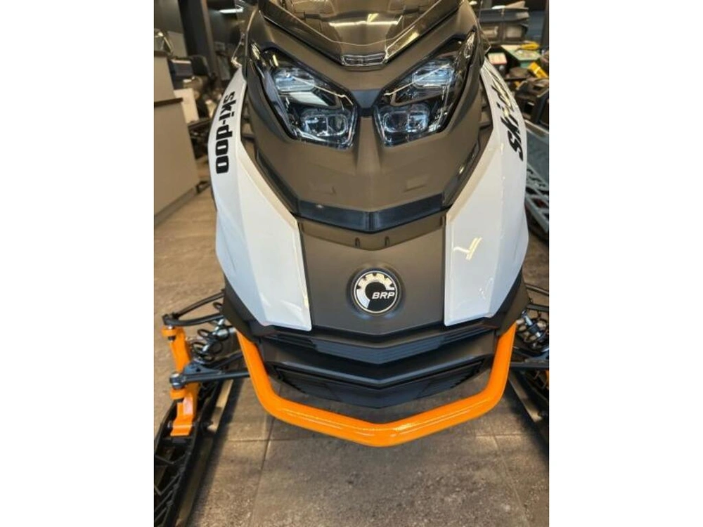 Ski-doo Backcountry Adrenaline (39'') 850 E-tec Powdermax 2.0'' E.s. 2026 alt