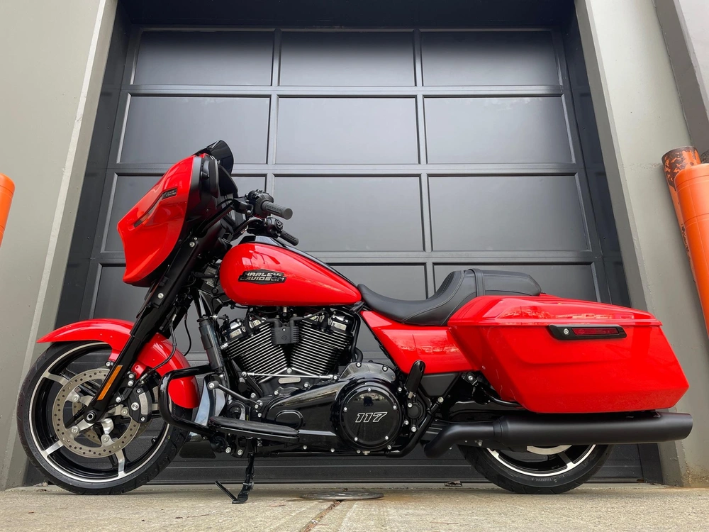 2026 Harley-davidson Flhx - Street Glide® alt