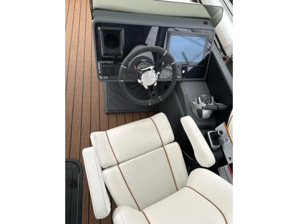 Manitou 24 Explore Navigator Stealthde 2025 alt