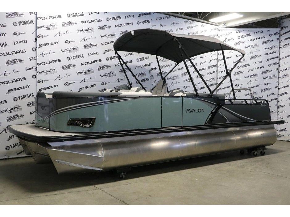 2026 Avalon Avalon Lsz 2385 Versatile Rear Bench Platinum + Yamaha Vmax 150 Hp alt