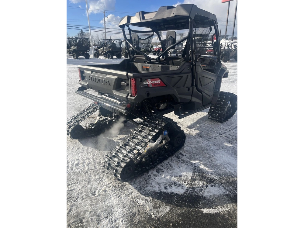 Honda Pioneer 1000 3p 2025 alt