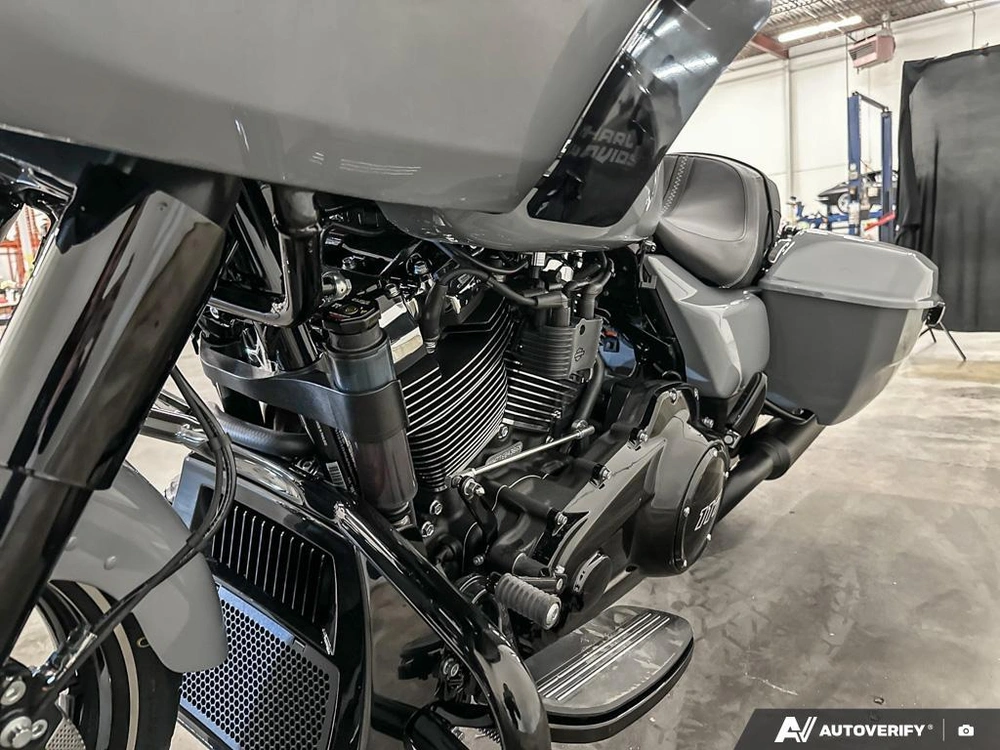 2026 Harley-davidson Road Glide alt