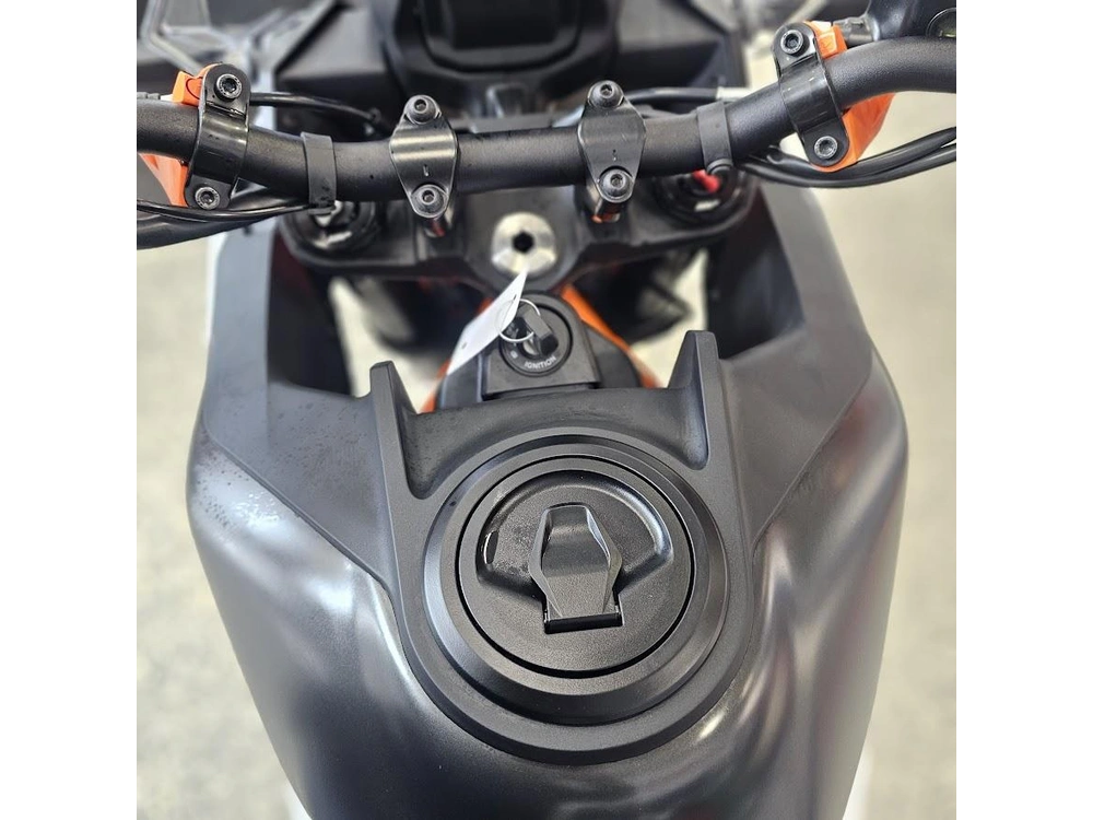 2025 Ktm Adventure 390 R alt