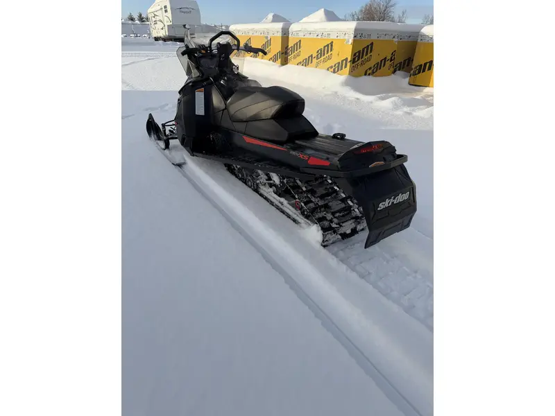 2015 Ski-Doo Renegade Backcountry 800R