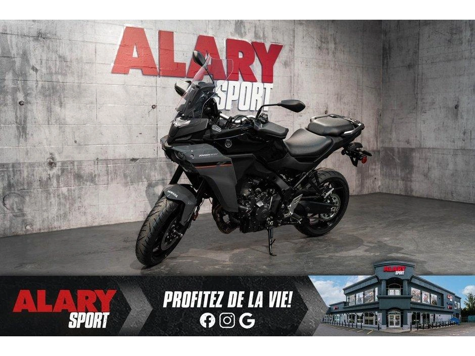 2025 Yamaha Yamaha Tracer 9 alt