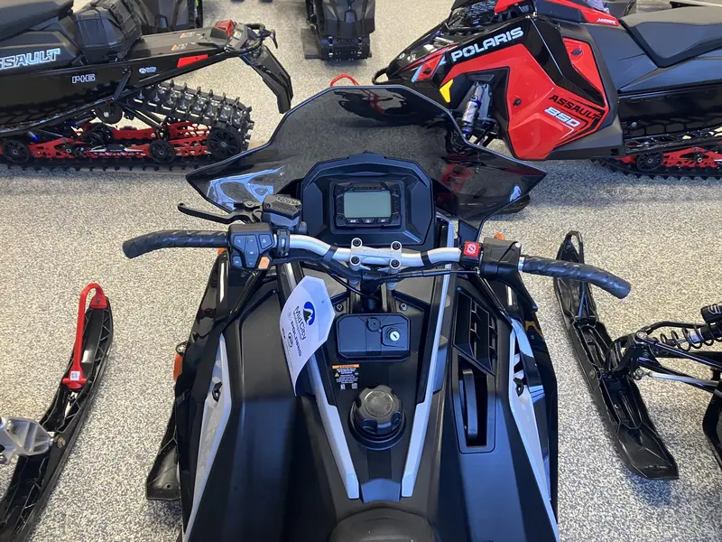 2023 Polaris 850 Indy XC 137