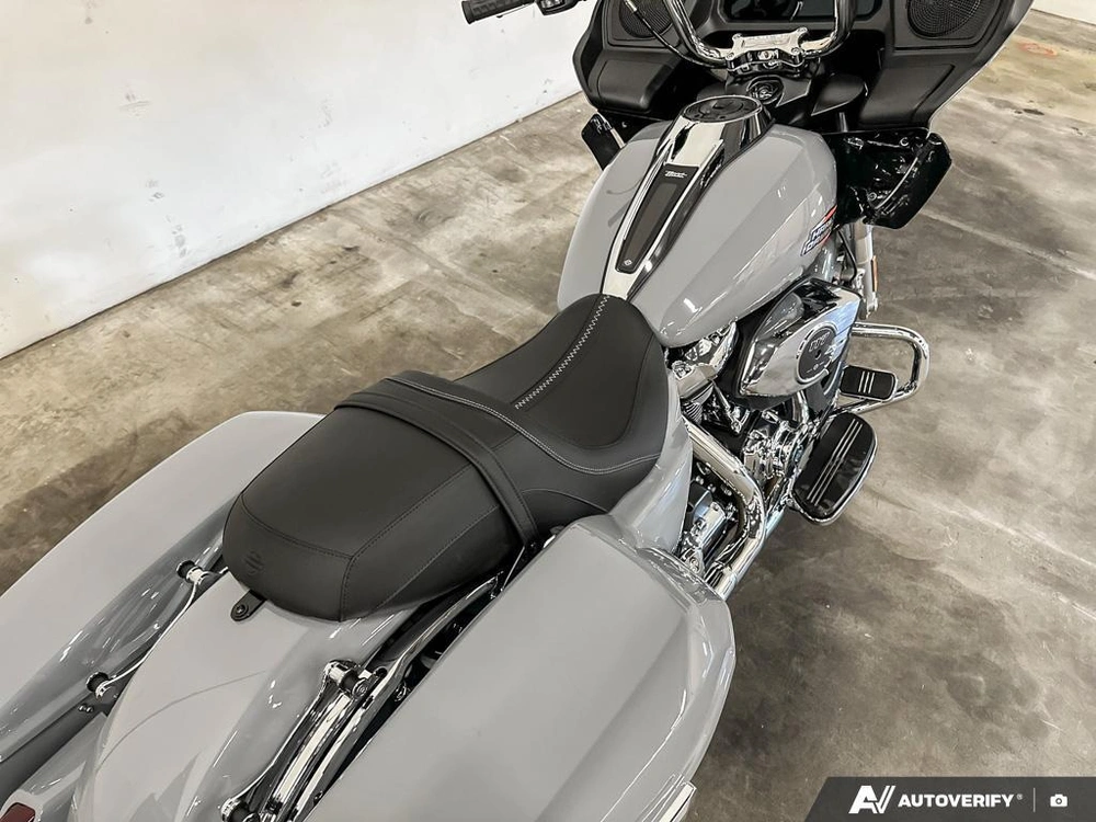 2026 Harley-davidson Road Glide alt