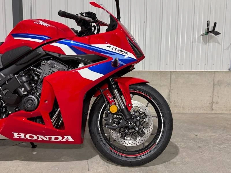 Honda Cbr650r E-clutch (abs) 2026 alt