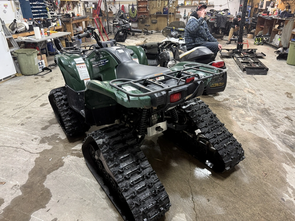 2011 Yamaha Grizzly 550 Eps W/tracks alt