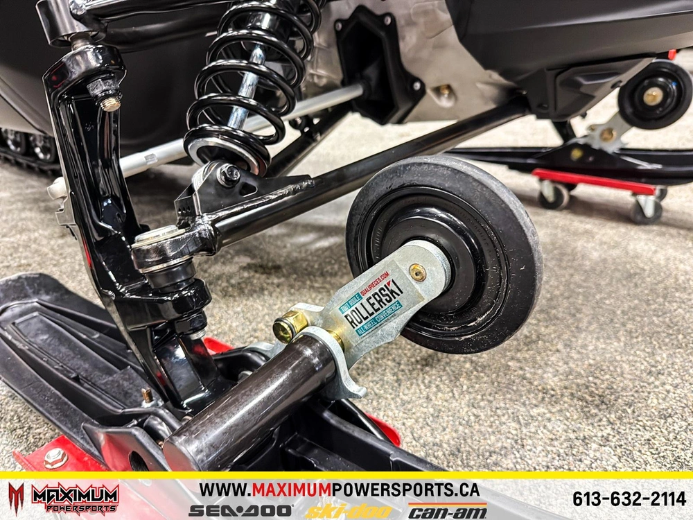 2026 Ski-doo Grand Touring Le W/ Platinum Pkg 900 Ace Turbo R Silent Ice Track Ii 1.25 E.s. W/ 10.25 Touchscre alt