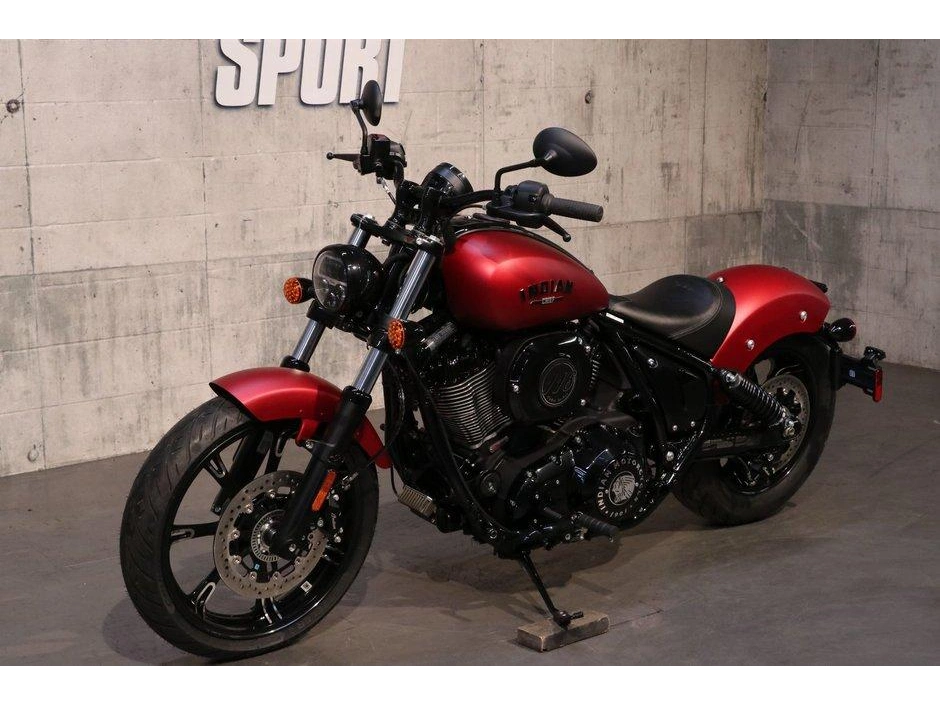 2025 Indian Motorcycle Indian Chief Dark Horse alt