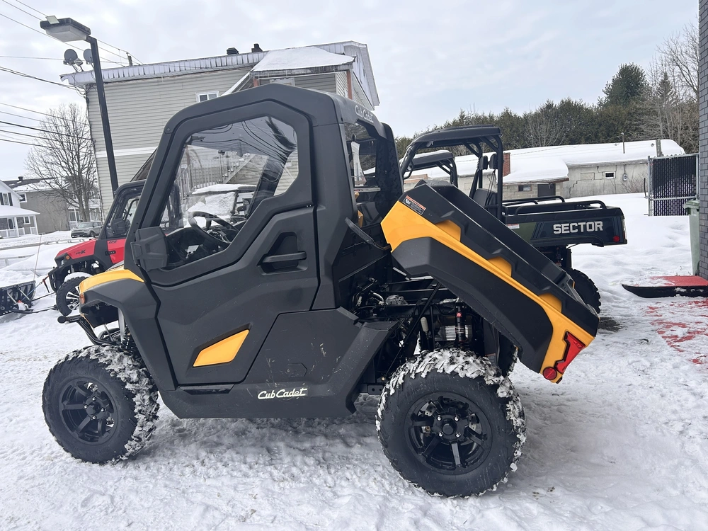 2025 Cub Cadet Challenger Mx 750 750 alt