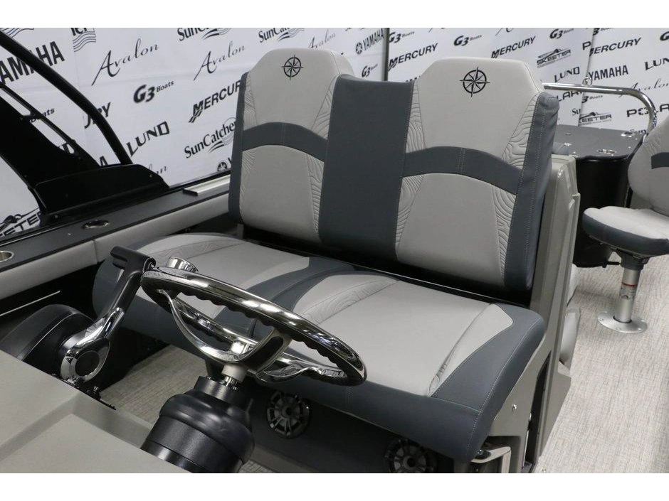 2026 Avalon Avalon Geofish 2585 Crf + Yamaha 200 Hp alt