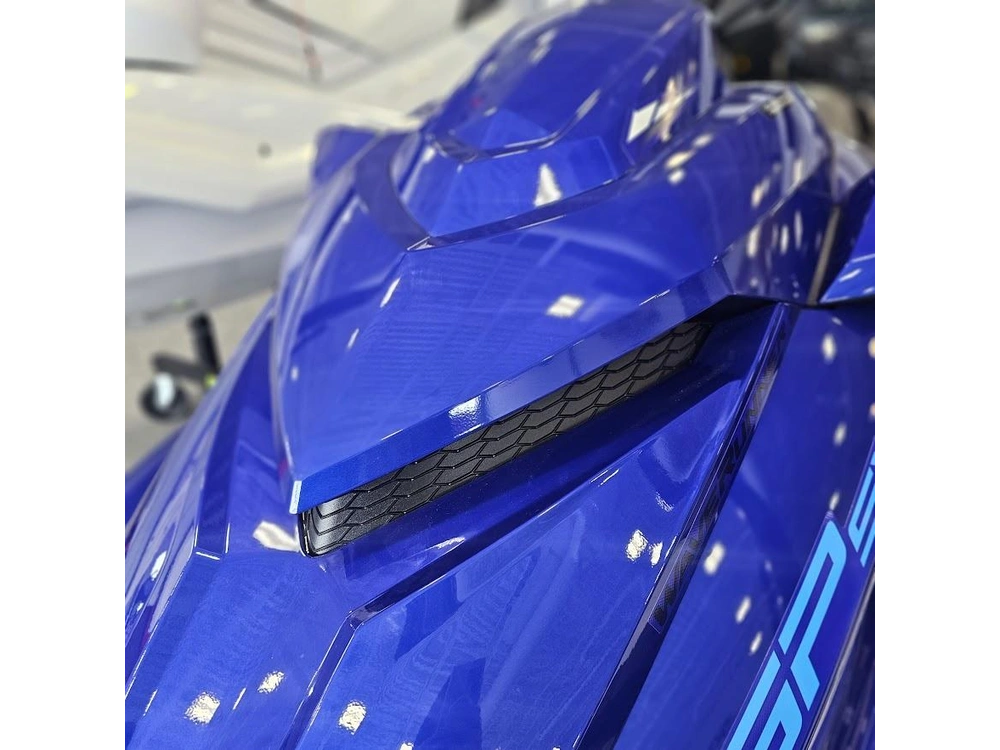 2024 Yamaha Gp Svho alt