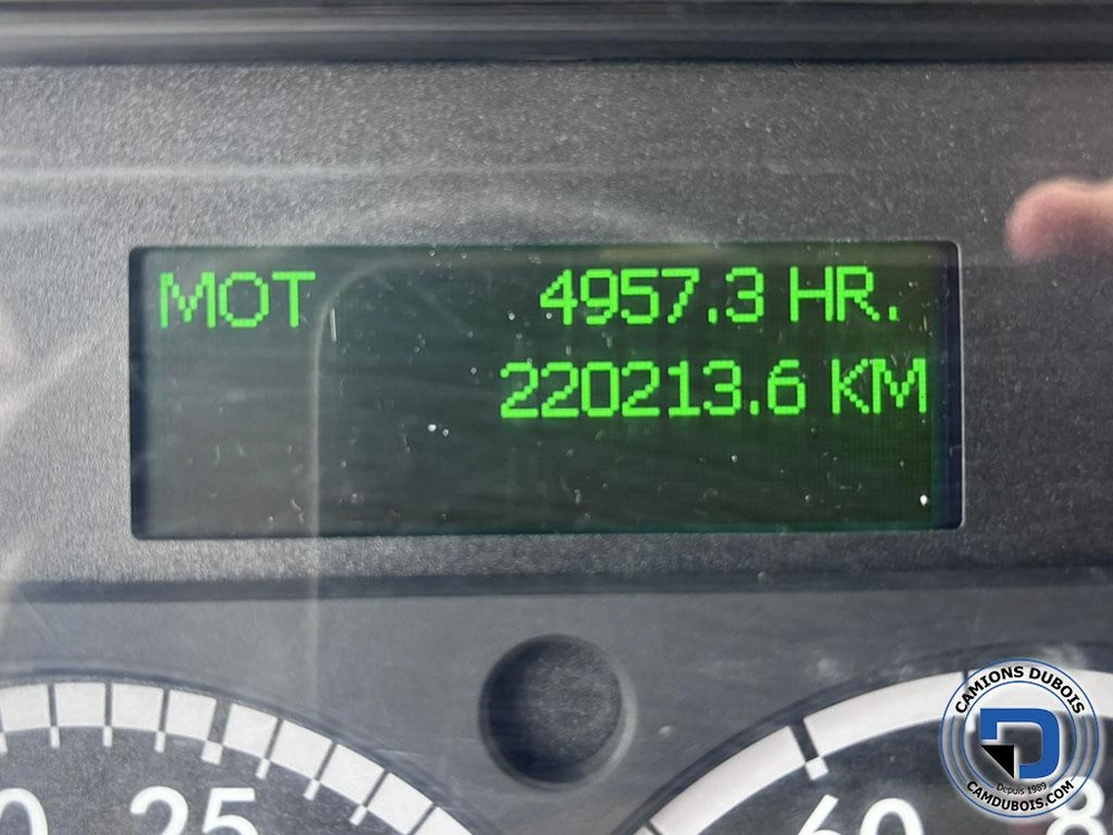 2018 Freightliner M2-106 alt