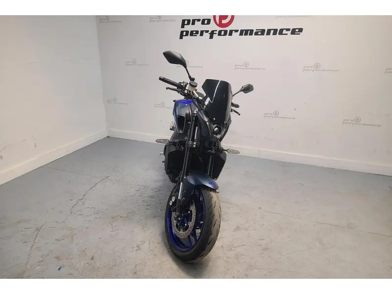 2023 Yamaha MT-09 ABS thumbnail 9