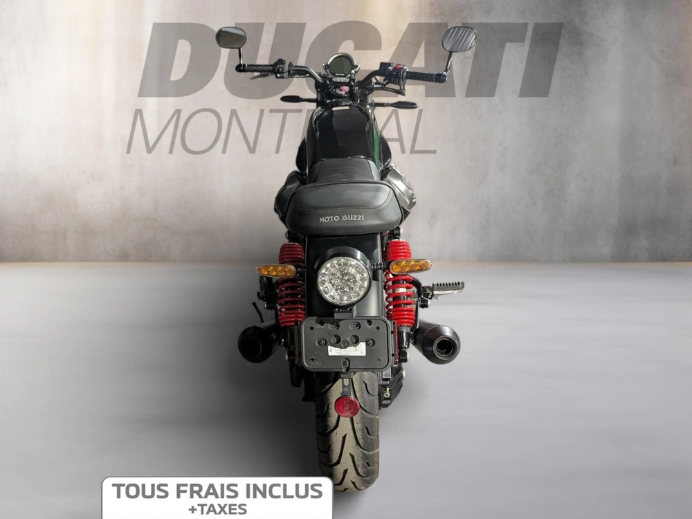 Moto Guzzi V7 Stone Special Edition 2023 alt