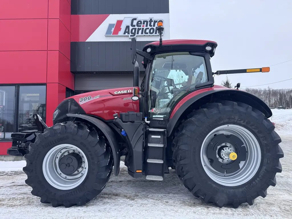 2022 Case IH Optum 300 CVX