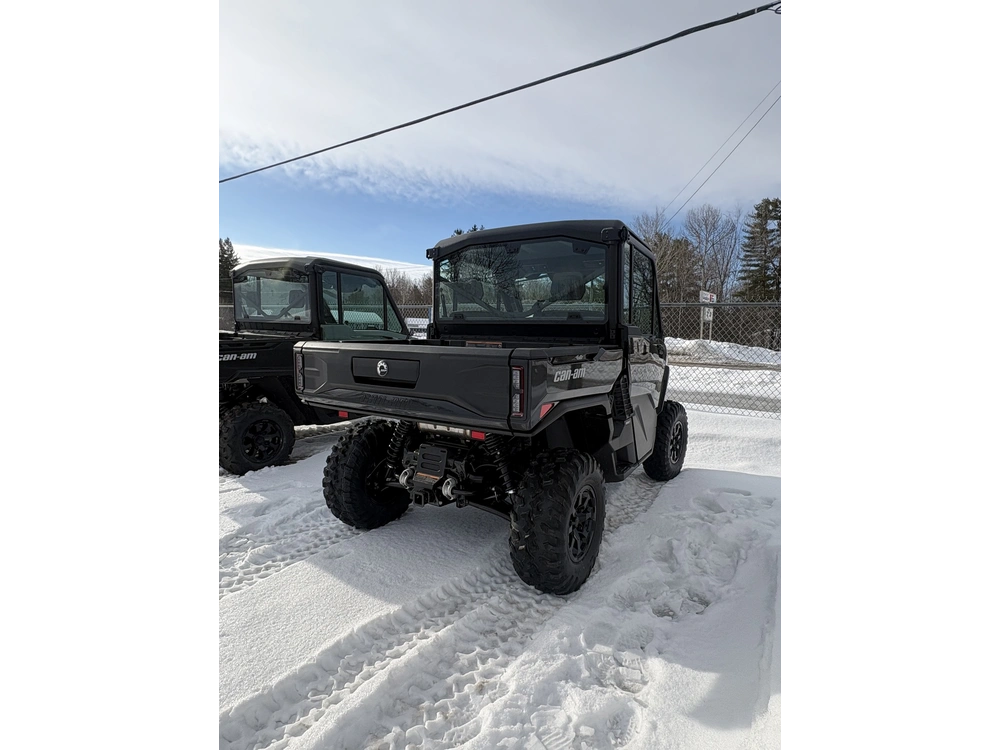 2026 Can-am Def Xt Cab Hd11 alt