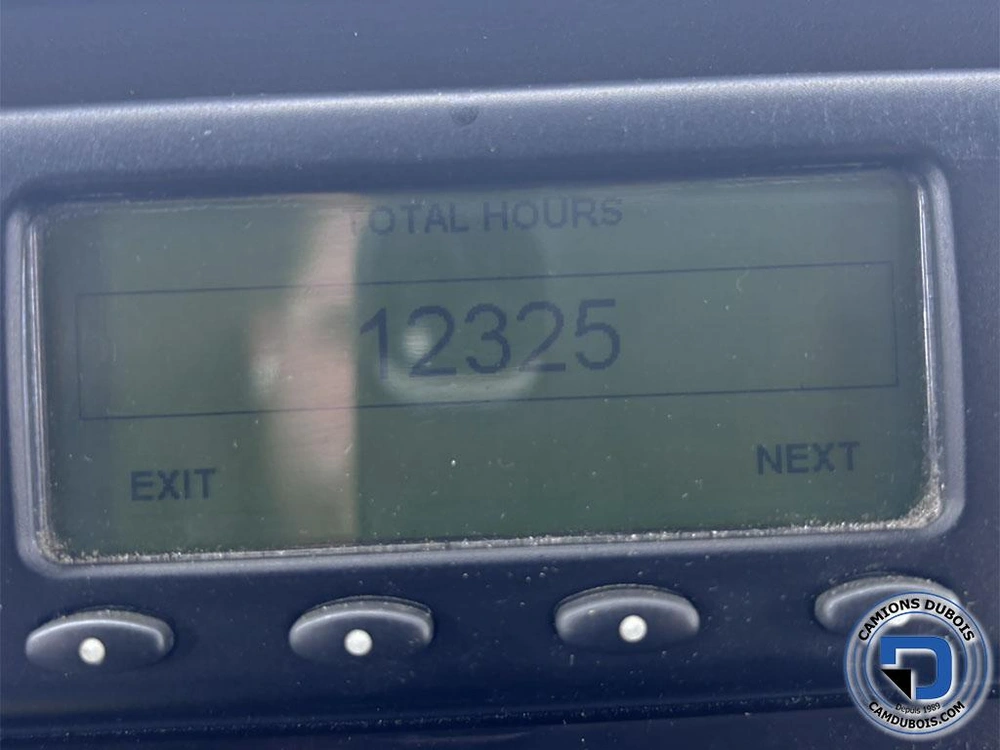 2018 Freightliner M2-106 alt