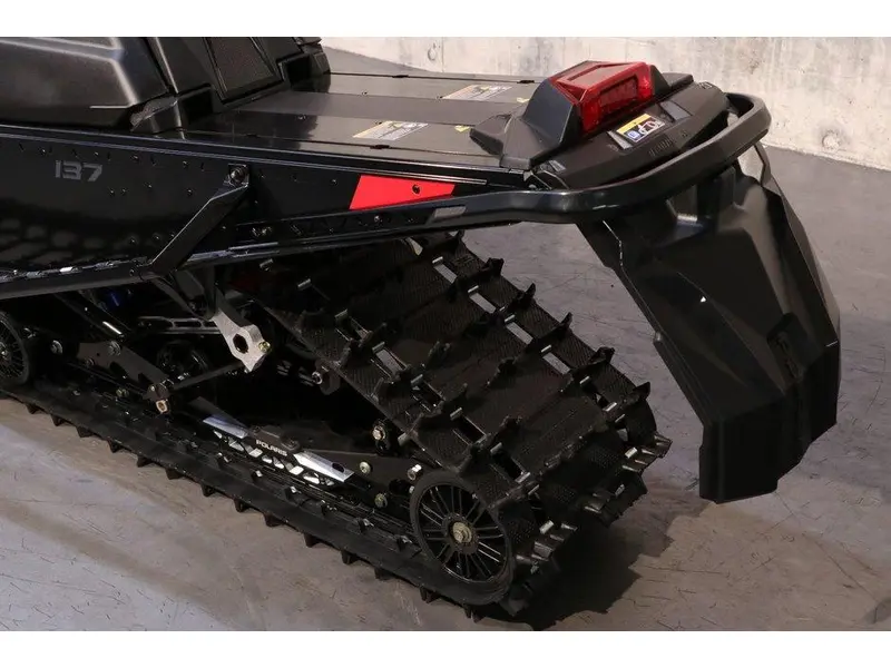 2026 Polaris 650 INDY VR1 137 thumbnail 9