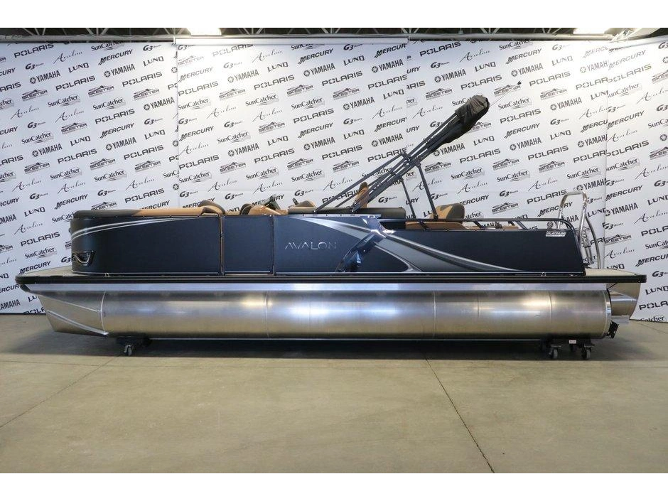 2026 Avalon Avalon Lsz 2385 Versatile Rear Bench Platinum + Yamaha Vmax 150 Hp alt