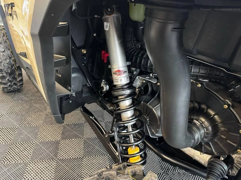 Polaris Rzr Xp 1000 Ultimate 2026 alt