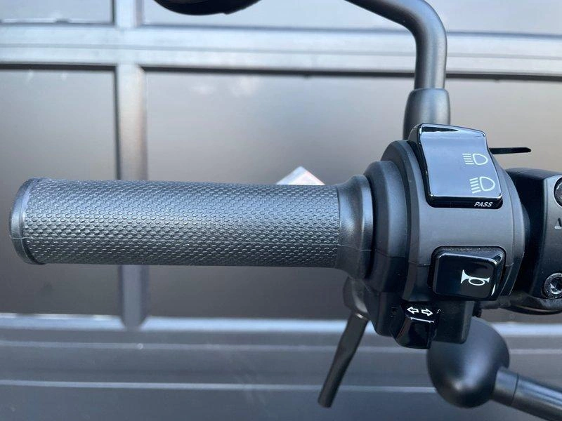 2023 Honda Rebel 500 alt