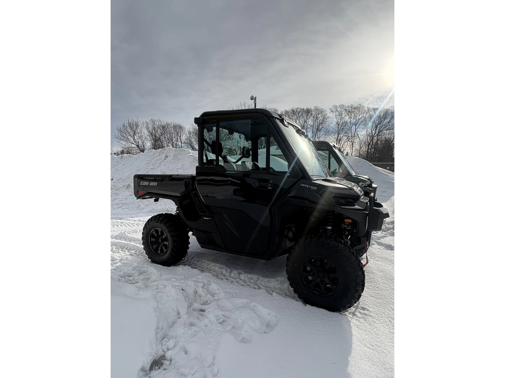 2026 Can-am Def Xt Cab Hd11 alt