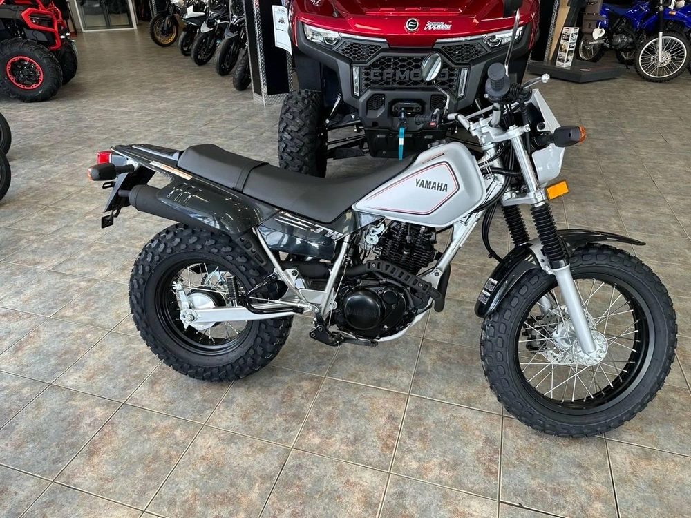 Yamaha Tw200 2026 alt