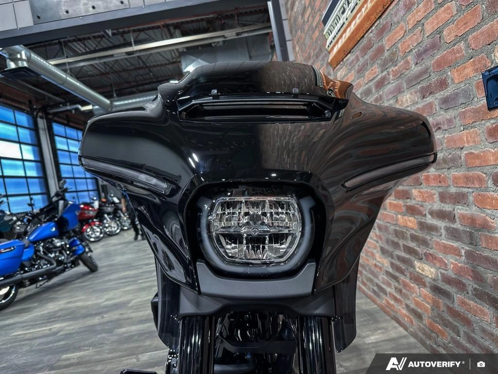 2026 Harley-davidson Street Glide alt