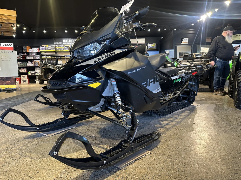 2019 Other Backcountry 850 alt