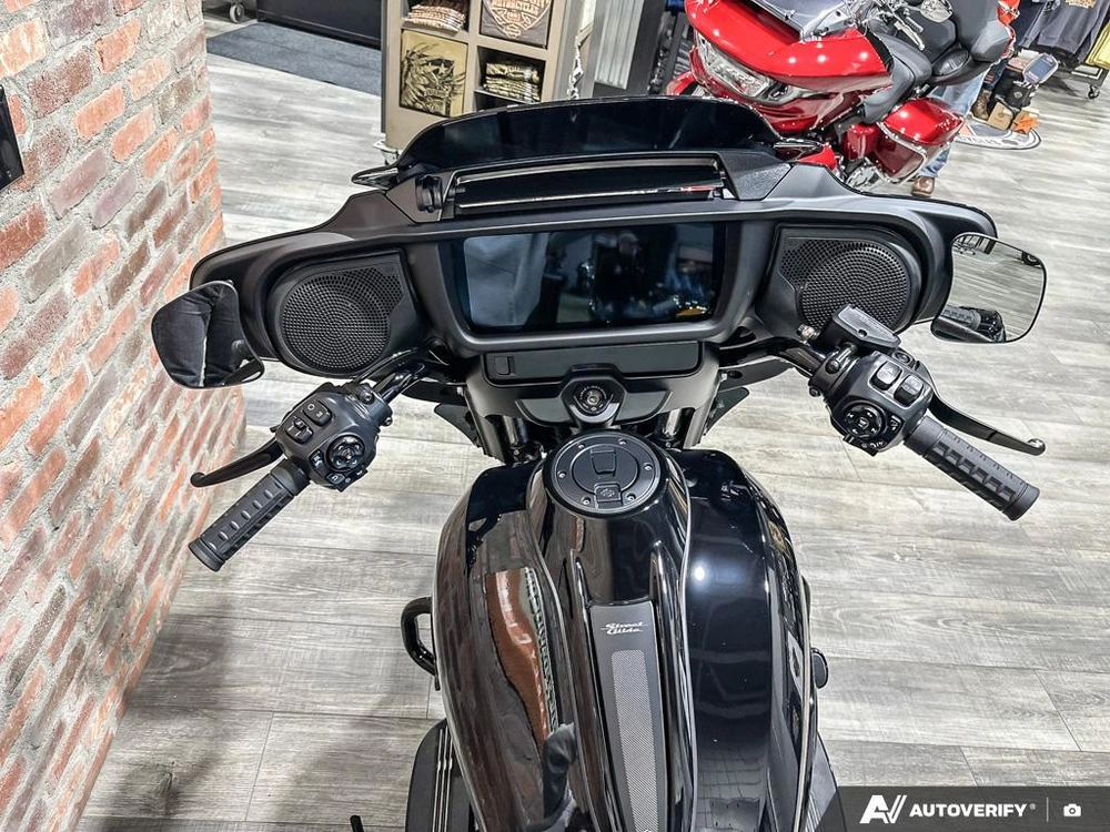 2026 Harley-davidson Street Glide alt