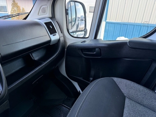 2021 Ram Promaster 2500 Handi-transit Bus alt