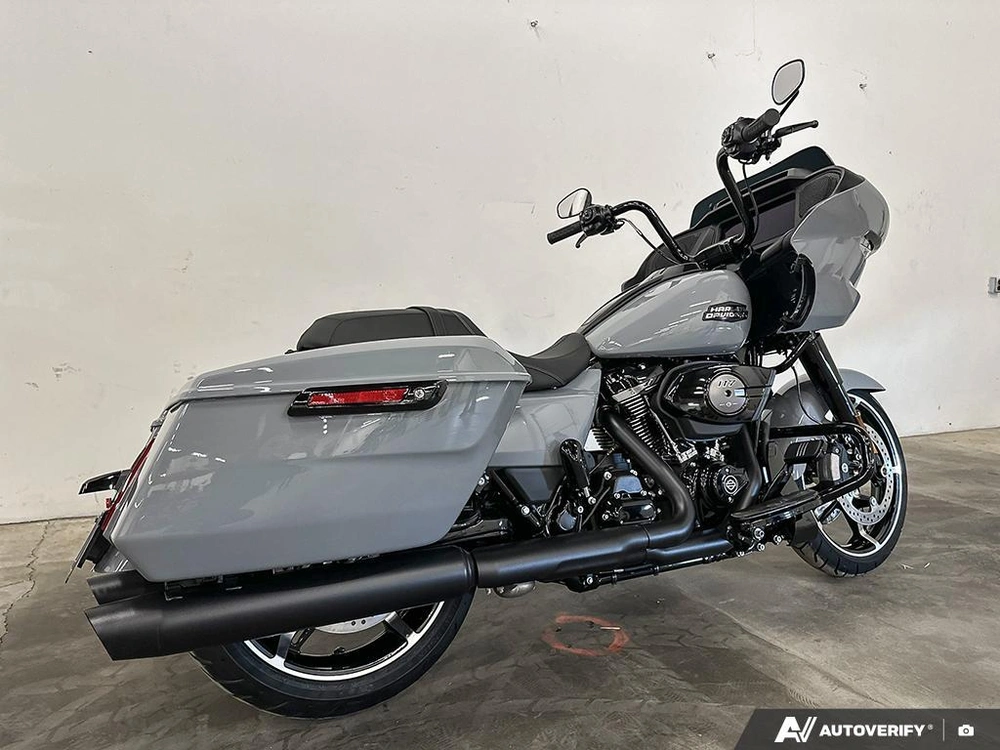 2026 Harley-davidson Road Glide alt