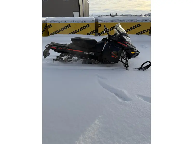 2015 Ski-Doo Renegade Backcountry 800R
