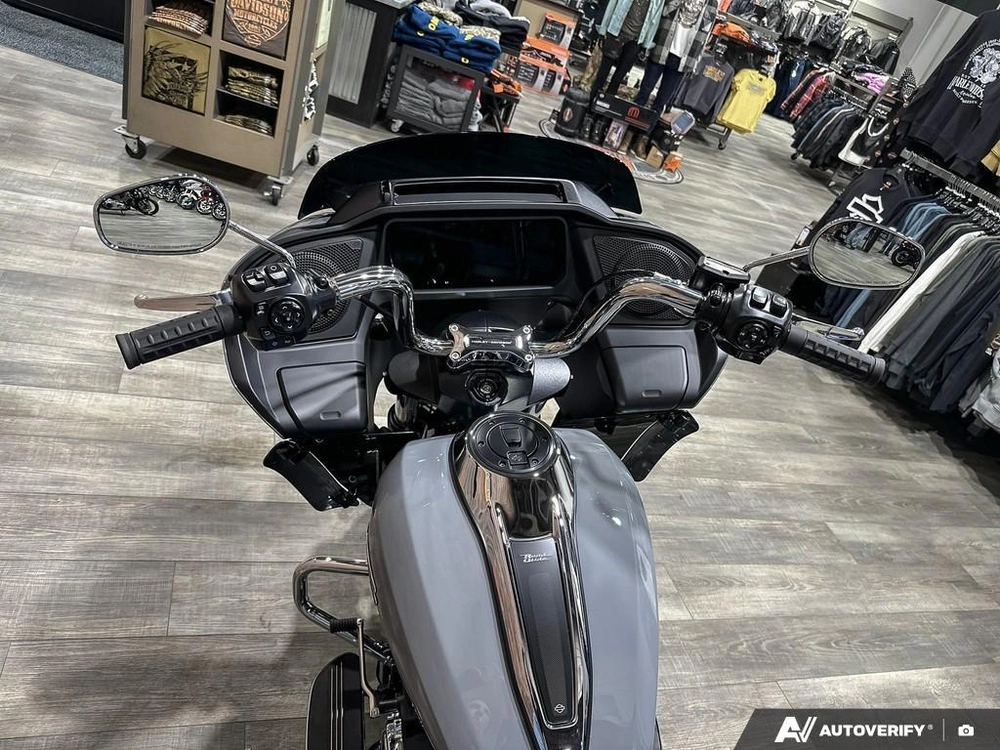 2026 Harley-davidson Road Glide alt