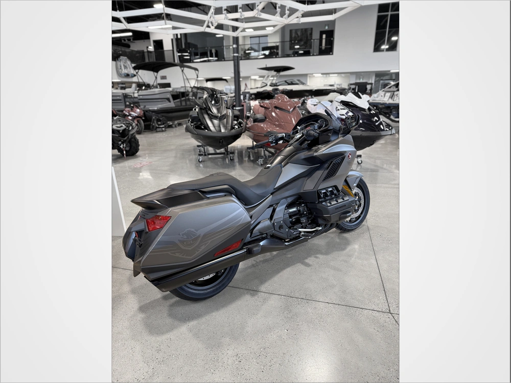 2026 Honda Gold Wing Dct alt
