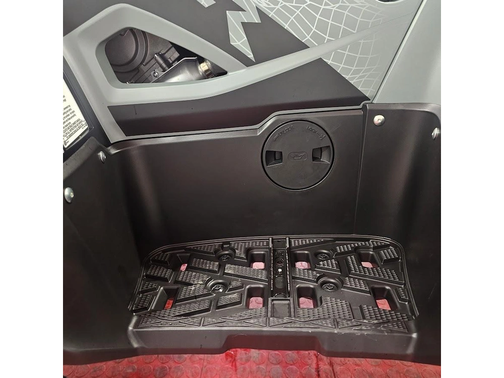 2026 Yamaha Grizzly Eps Xt- R alt