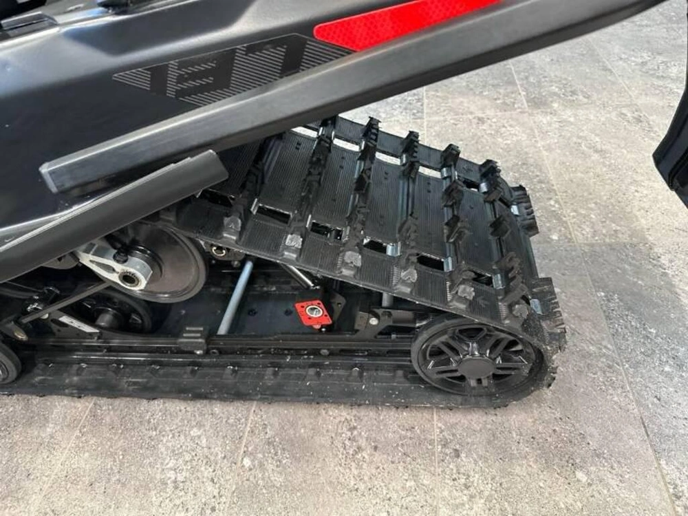 Ski-doo Renegade Adrenaline 900 Ace Ripsaw 1.25'' E.s. 2026 alt