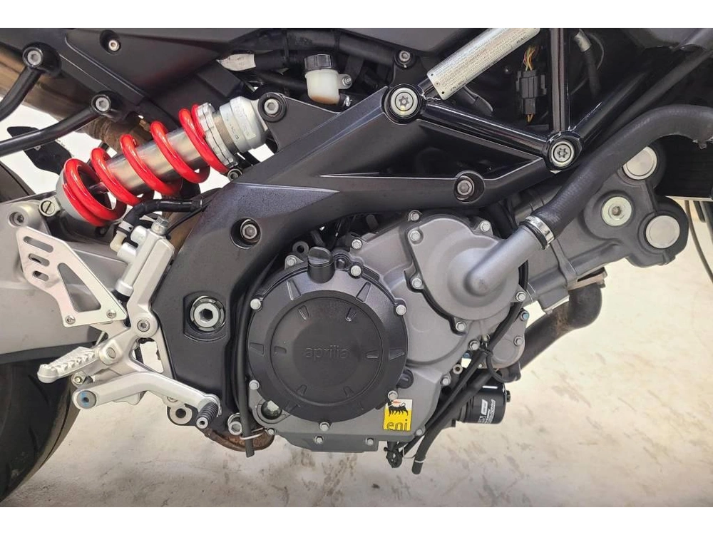 2016 Aprilia Shiver 750 alt