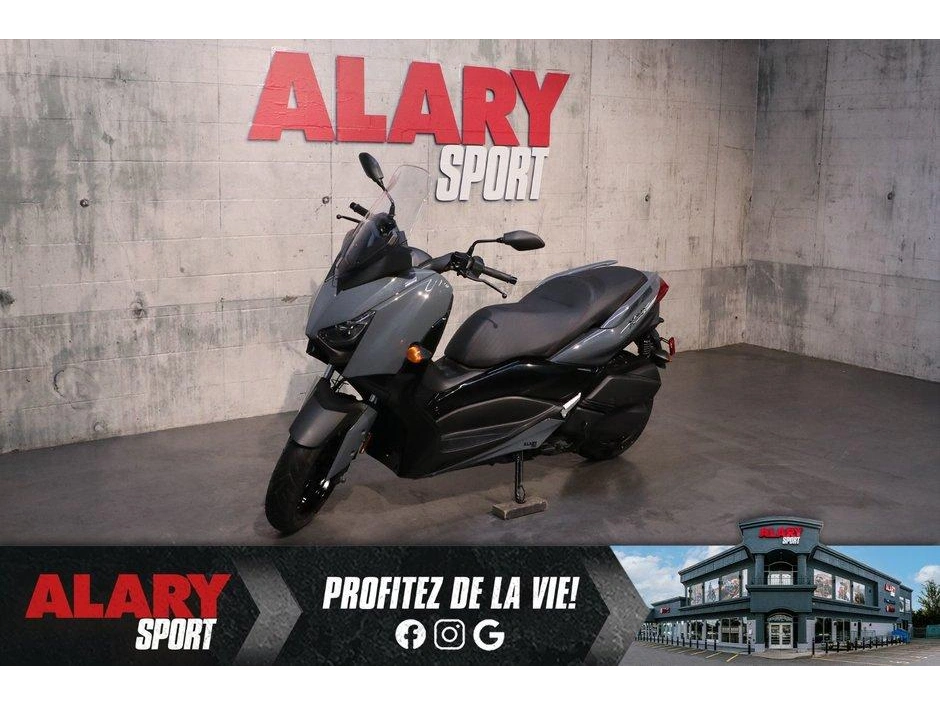 2022 Yamaha Yamaha Xmax 300 alt