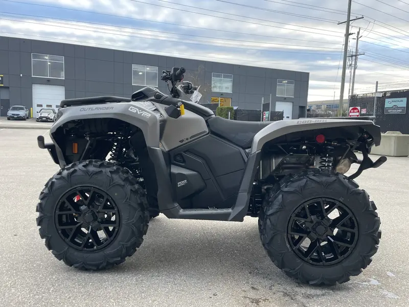 2026 Can-Am OUTLANDER XT 700