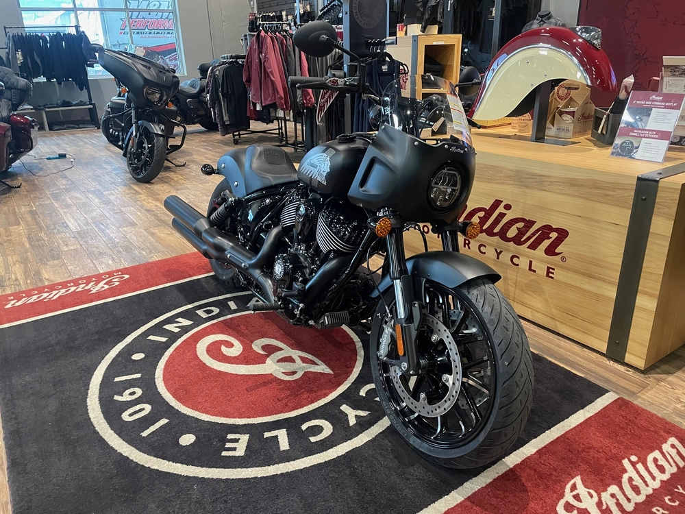 2026 Indian Motorcycle Sport Chief - Black Smoke alt