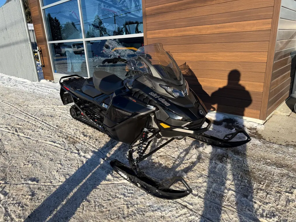 2025 Ski-Doo RENEGADE ADRENALINE 900 ACE TURBO