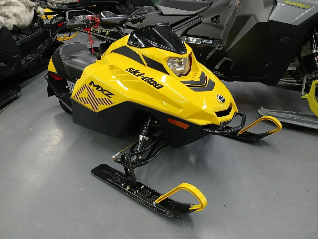 Ski-Doo MXZ120 JAUNE 2024