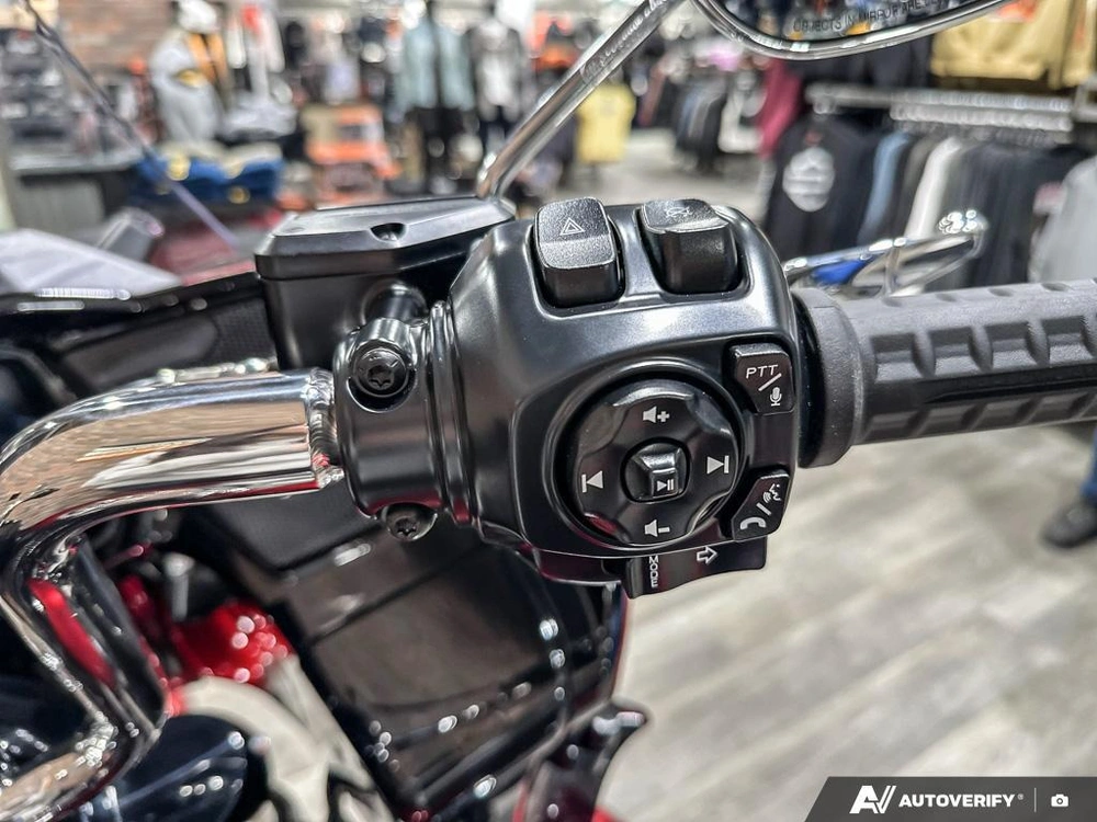 2026 Harley-davidson Road Glide Limited alt