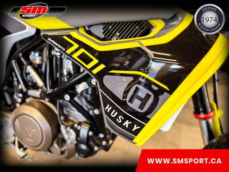 2022 Husqvarna 701 Supermoto alt