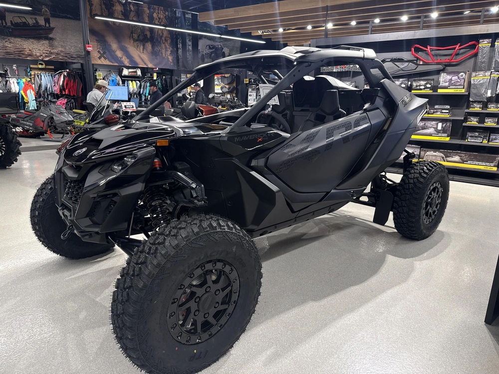 2026 Can-am 7atj alt